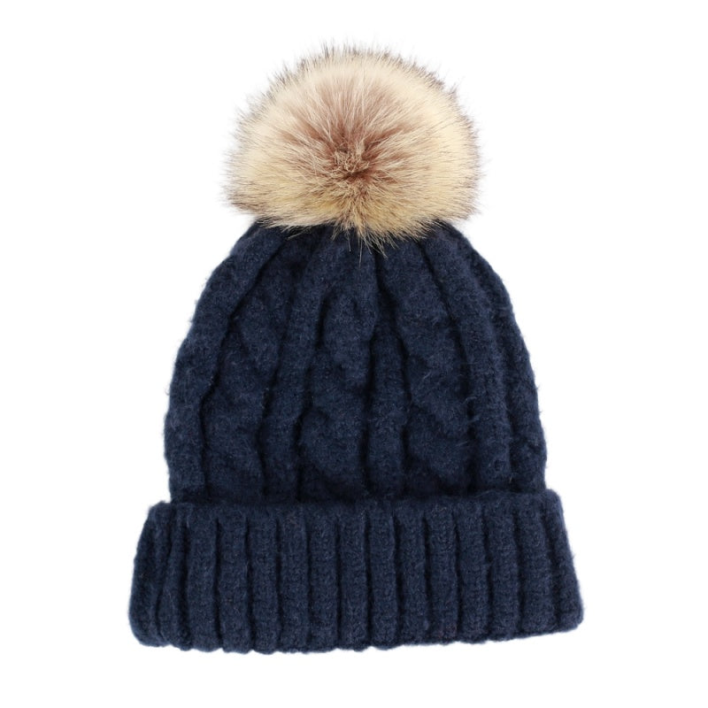 Thickened winter knitted hat with twisted pattern